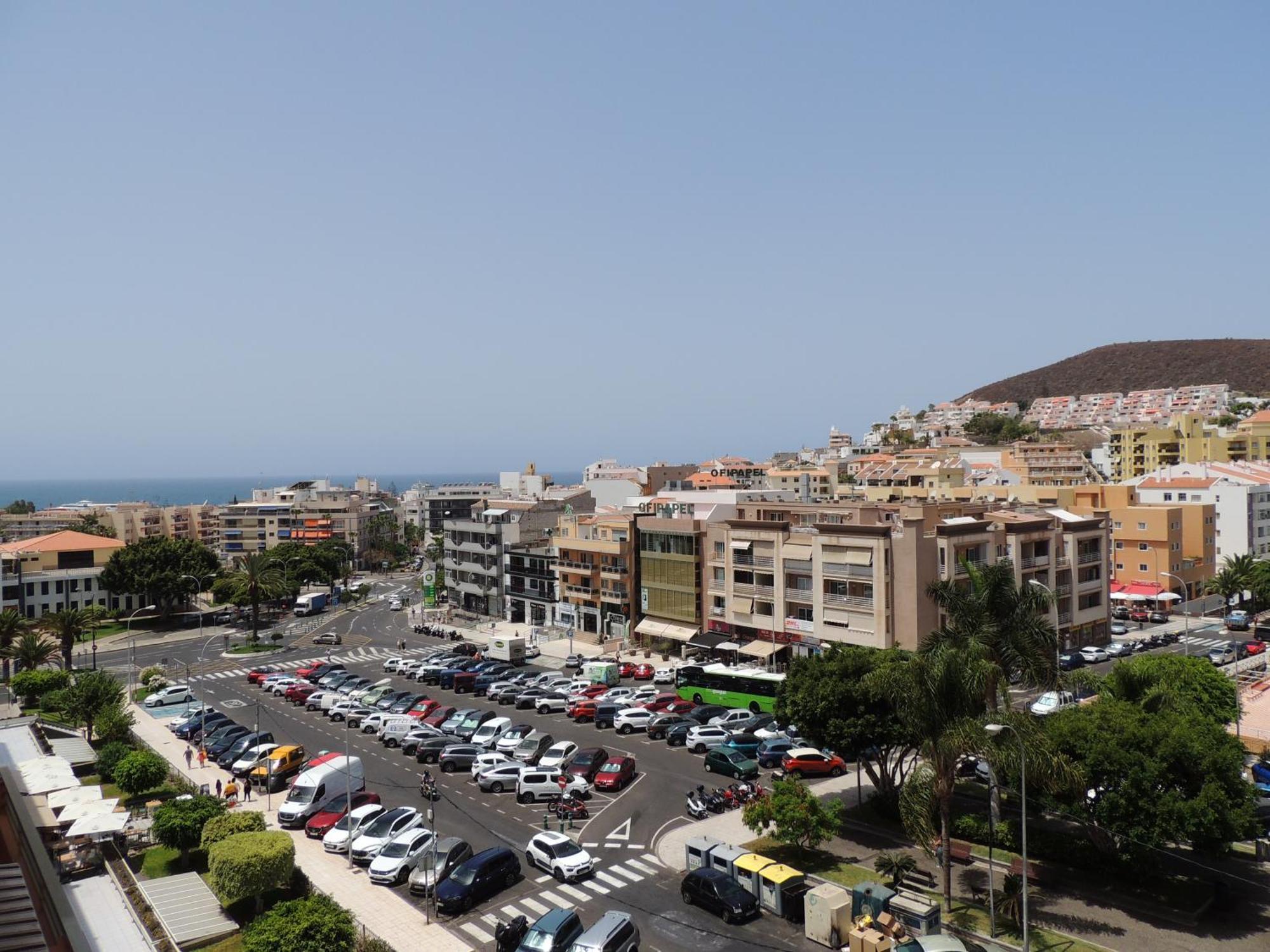 Casa Liotro Comfortable, Panoramic,central, Near The Sea,swimming Pool,wifi,terrace Appartamento Los Cristianos (Tenerife)